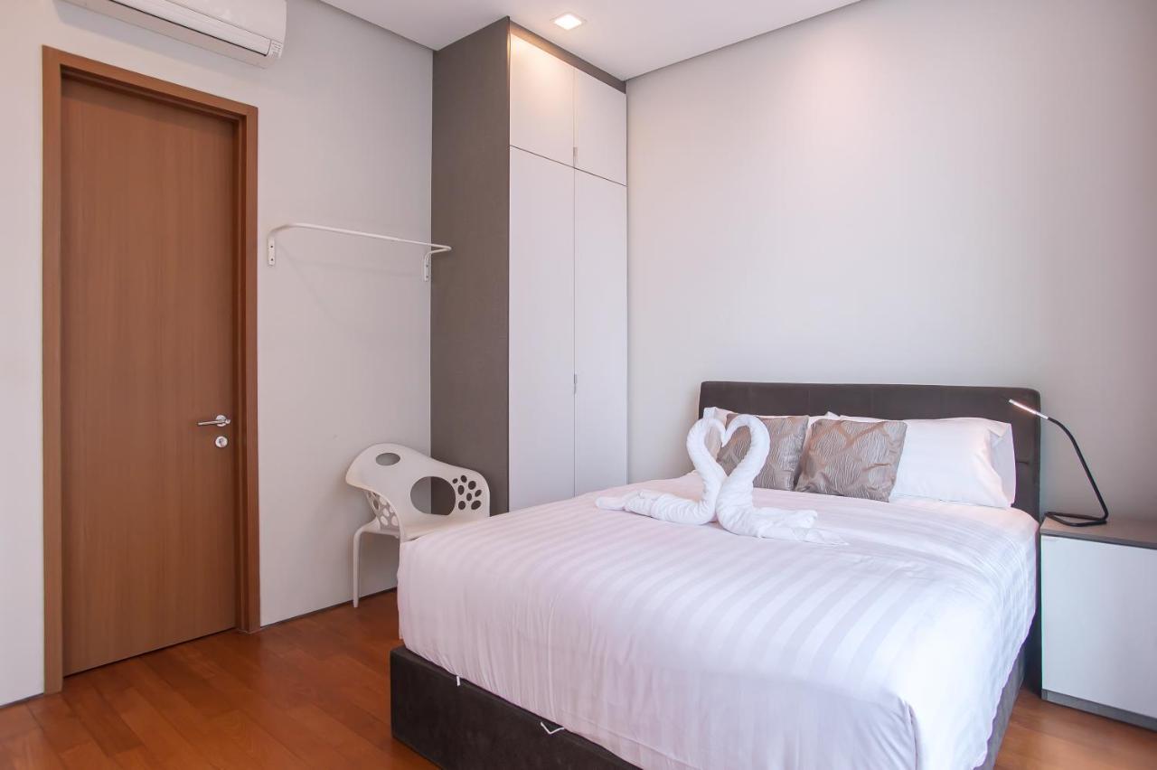 Soho Suites Klcc By Guesthouse Kuala Lumpur Exterior photo